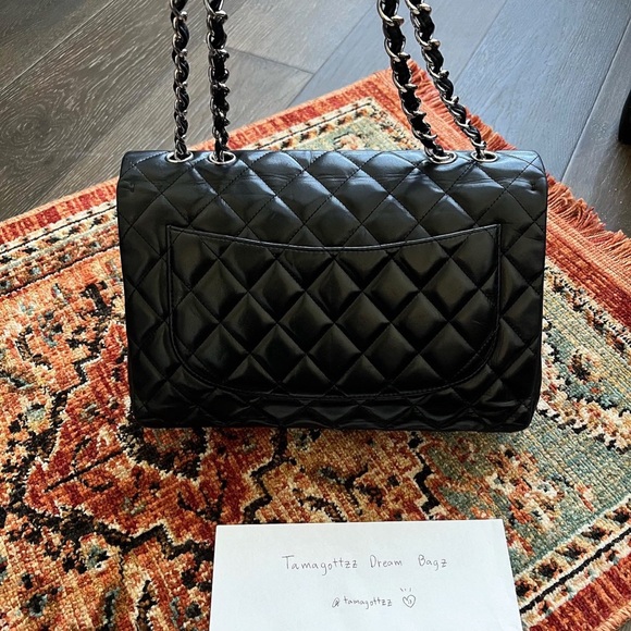 Chanel Classic Jumbo Black Single Flap Bag - Picture 4 of 10